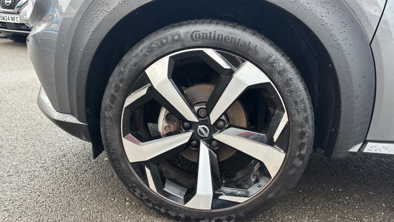 Nissan Juke 1.0 DiG-T 114 Tekna 5dr Petrol Hatchback